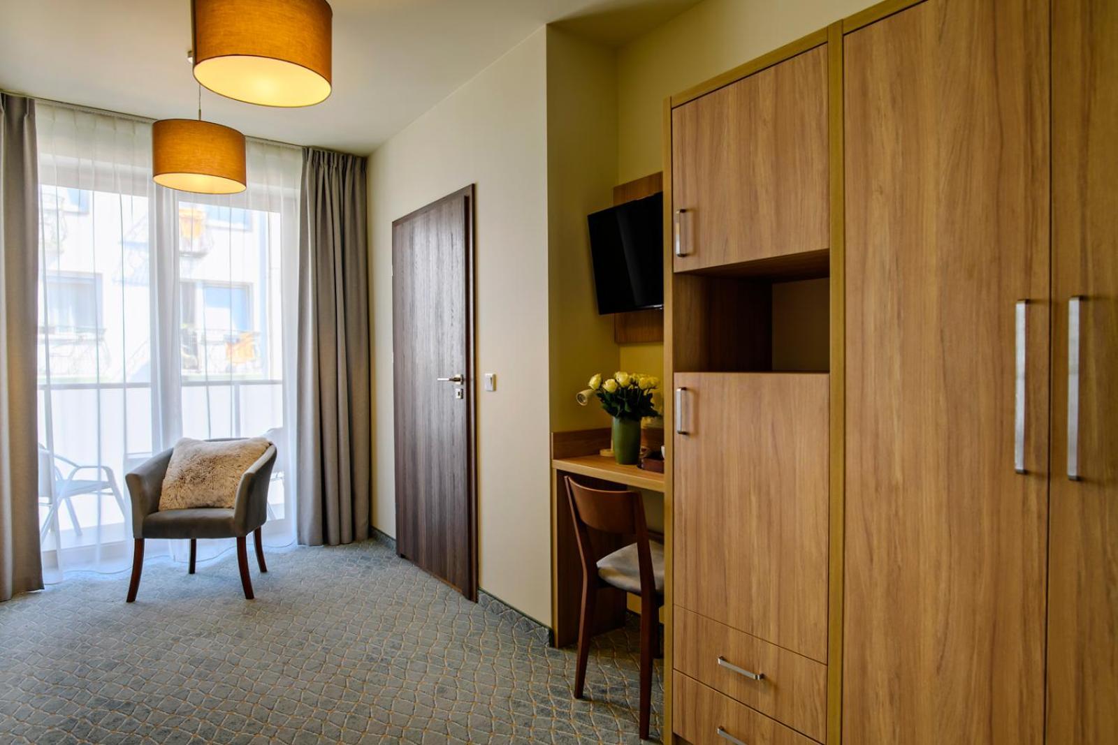 Hotel Brzozowka Busko-Zdrój Extérieur photo
